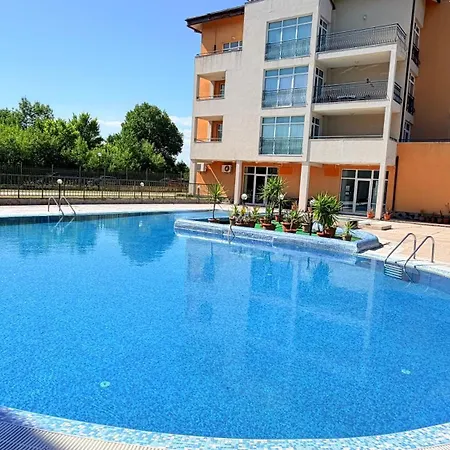 Prostor - Pool & 50m Away * Obzor